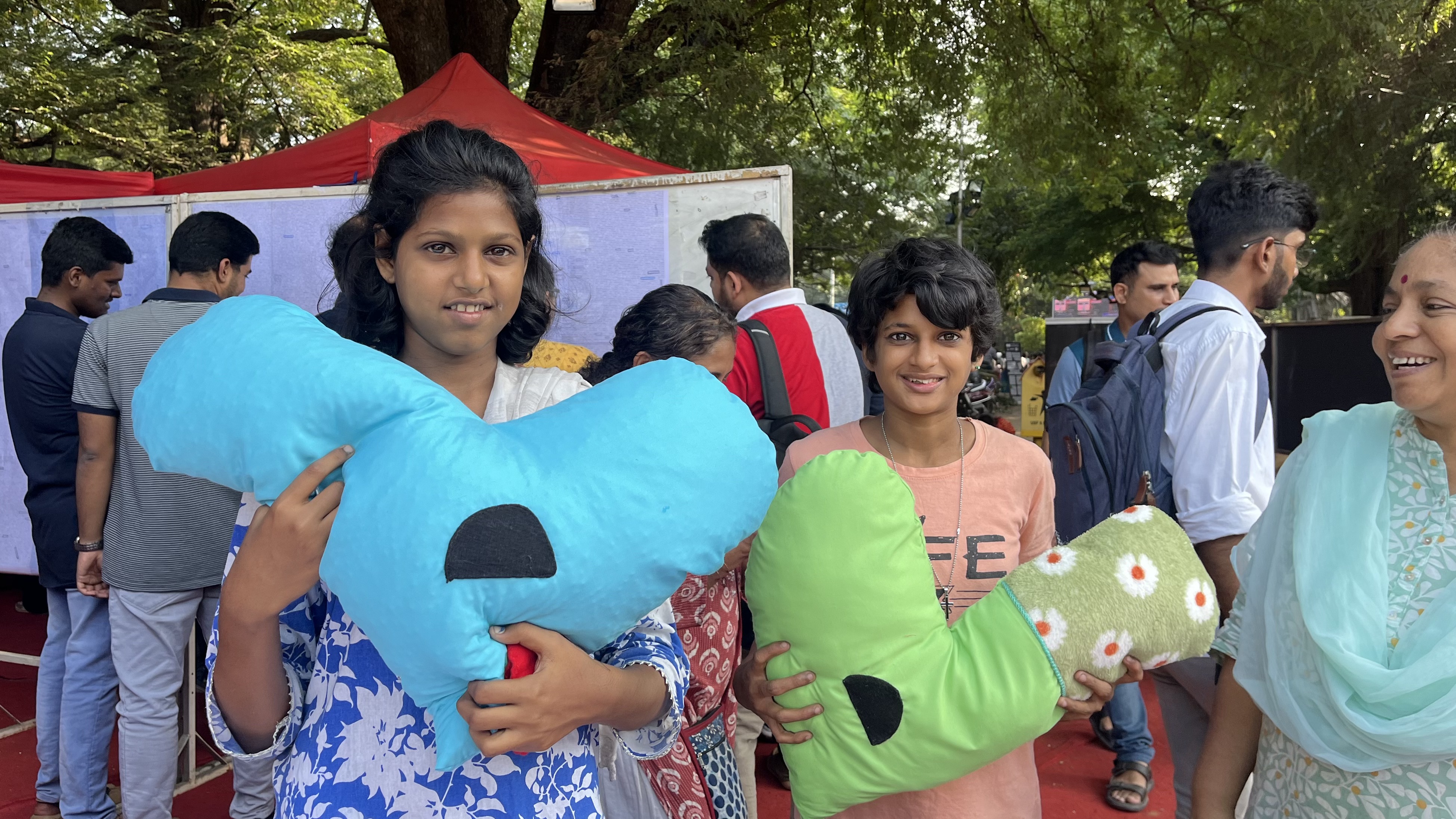 Children at IITM, Interacting with the BFF toy.